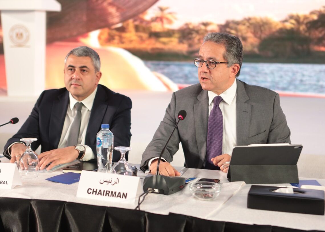 Minister Anani (R) and UNWTO Secretary-General Zorab Pololicashvily addressing the event.