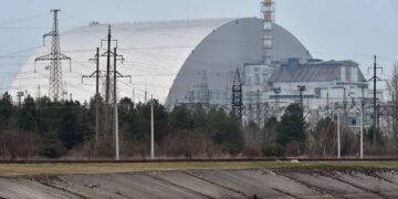 Russia agrees to allow Ukrainian repair team to access power lines near Chernobyl