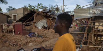 Death toll from cyclone Gombe rises to 53 in Mozambique, 80 wounded