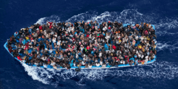 At least 9 migrants drown, 9 rescued off Tunisian coast 1 - Egyptian Gazette At least 9 migrants drown, 9 rescued off Tunisian coast