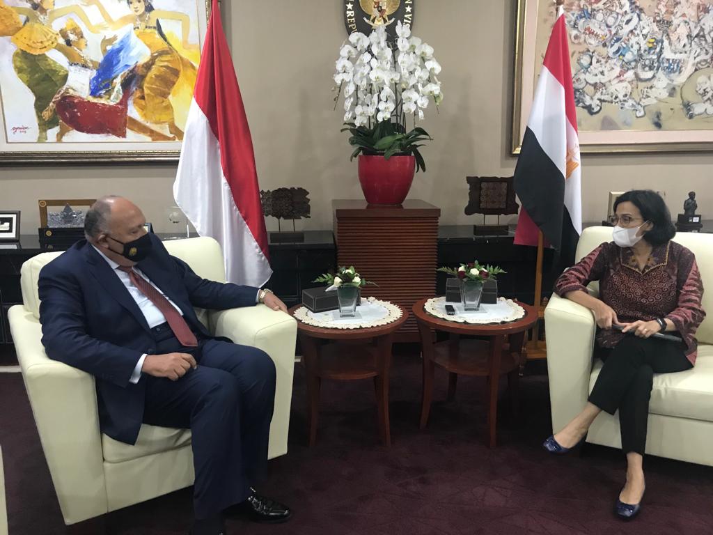 Egypt's FM discusses boosting economic relations with Indonesian finance minister 5 - Egyptian Gazette Egypt's FM discusses boosting economic relations with Indonesian finance minister 4 - Egyptian Gazette