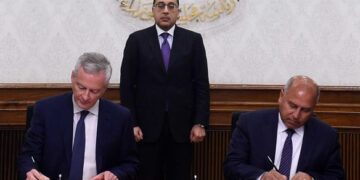 Egypt, France ink finance deal to manufacture 55 air-conditioned trains for Cairo Metro Line 1