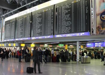 German airport strike causes flight cancellations, delays