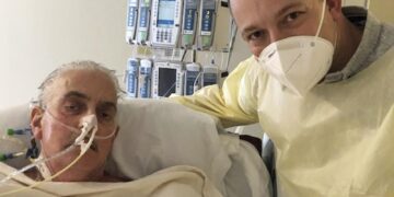 US man who got 1st pig heart transplant dies after 2 months