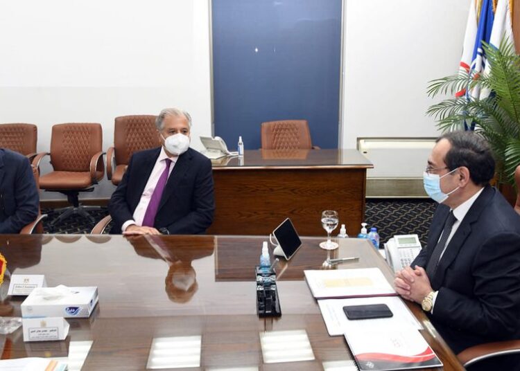 Petroleum min., Greece's Chandris company discuss investment opportunities in Egypt 1 - Egyptian Gazette Egyptian Petroleum Minister Tareq el Mulla had talks with Chairman of the Chandris (Hellas) Inc.,a Greek Ship Management Company, John Chandris, available investment opportunities in the petroleum sector in Egypt.