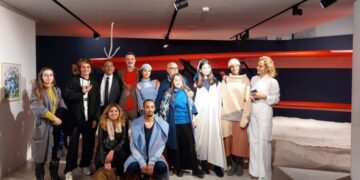 Artists can sell online