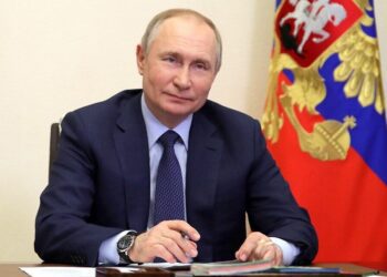 Putin signs law on veteran status for participants in special operation in Ukraine