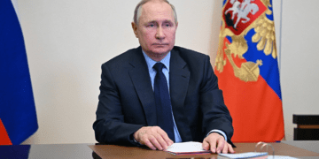 Putin tells Scholz that Kyiv is stalling peace talks with Moscow