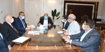 Egypt’s Transport minister chairs 1st meeting held at ministry headquarters in New Administrative Capital