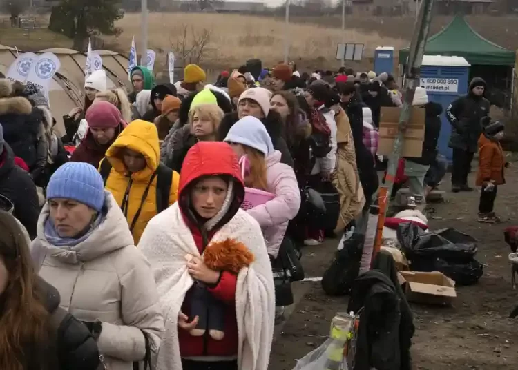 Poland: Poland receives 2.3m refugees from Ukraine up to date 1 - Egyptian Gazette