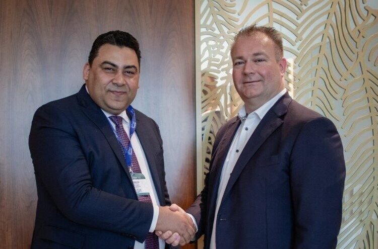 TE and AMS-IX launch EG-IX, 1st open access internet exchange in Cairo 1 - Egyptian Gazette