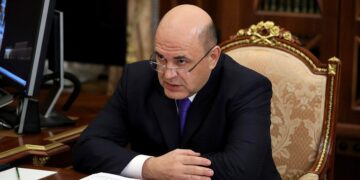 Russian gov’t obliges oil companies to sell more fuel at exchange auctions
