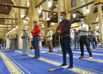 Awqaf min. lauds worshipers’ adherence to health precautions at mosques in Ramadan