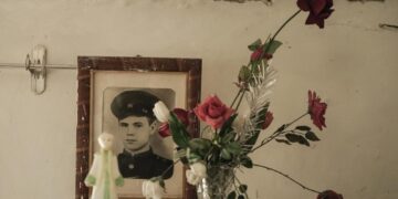 Ukraine appeals for weapons as fight looms on eastern front