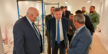 Minister inspects preparations for opening 1st branch of “nit” trademark