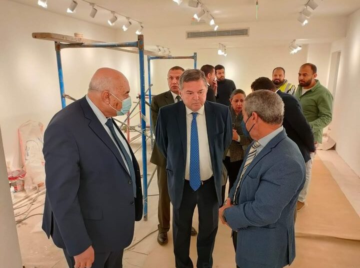 Minister inspects preparations for opening 1st branch of "nit" trademark 1 - Egyptian Gazette