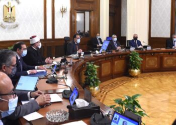 Cabinet approves contract to increase e-content of school books as of next year