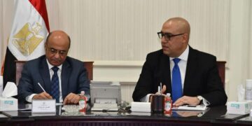 Gazzar, CBE officials discuss easing real estate measures