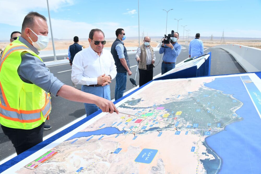 Sisi assesses development of Cairo-Suez road 6 - Egyptian Gazette Sisi assesses development of Cairo-Suez road 5 - Egyptian Gazette