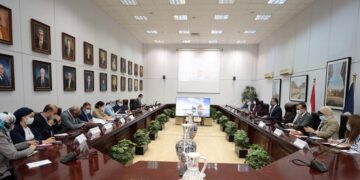 Tourism, environment, local development ministers discuss preparations for UN COP27