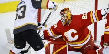 Golden Knights top Flames 6-1