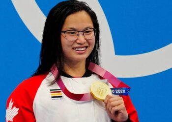 MacNeil to skip individual events at world swimming