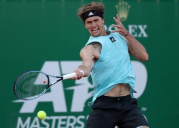 Zverev, Tsitsipas to meet in Monte Carlo semis