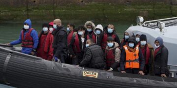 UK plan to fly asylum-seekers to Rwanda draws outrage