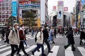 Japan reports 22,395 new coronavirus cases in one day