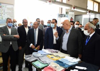 PM inspects Egyptian Swiss Group in 10th of Ramadan city