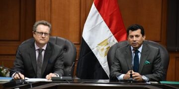 Youth minister, German amb. tackle raising environmental awareness