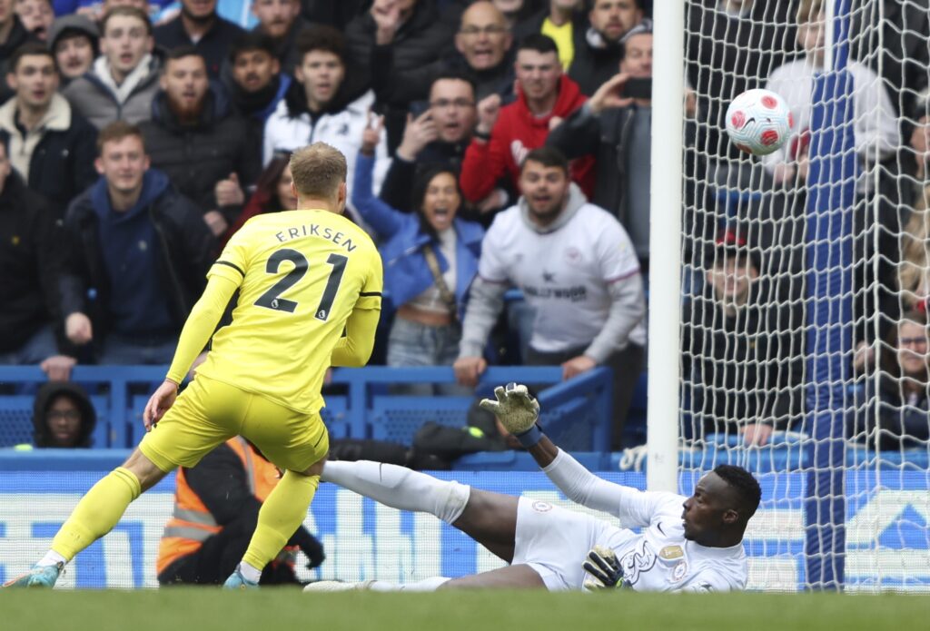 Man City, Liverpool both win in EPL; Chelsea stunned 4 - Egyptian Gazette