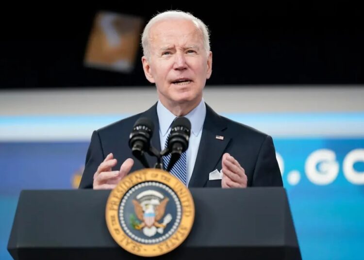 Biden says unprecedented use of oil stockpile will ease US fuel costs 'pain' 1 - Egyptian Gazette Joe Biden