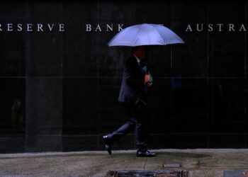 Australia’s central bank enters political minefield as rate hike nears