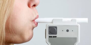 US approves 1st breath test for COVID-19 infection
