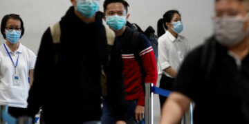 China’s Xian imposes temporary, partial lockdown to fight Omicron flare-up