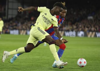 Arsenal top-four hopes suffer blow with defeat at Palace