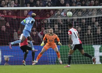 Barcelona held, West Ham draws with Lyon in UEFA Europa League