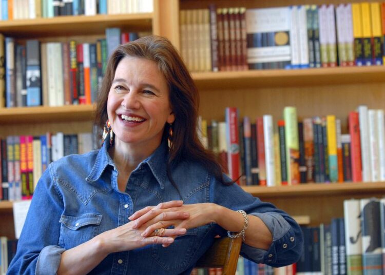 Louise Erdrich among 6 finalists for literary Women’s Prize 1 - Egyptian Gazette