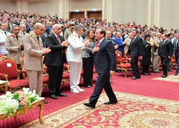 Sisi attends Laylat al Qadr ceremony