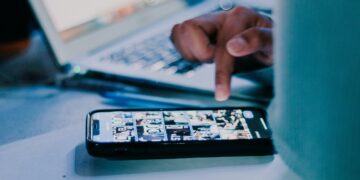 EU eyes deal to tame internet ‘Wild West’