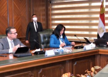 `Egypt keen on presenting full support to sectors of aviation`