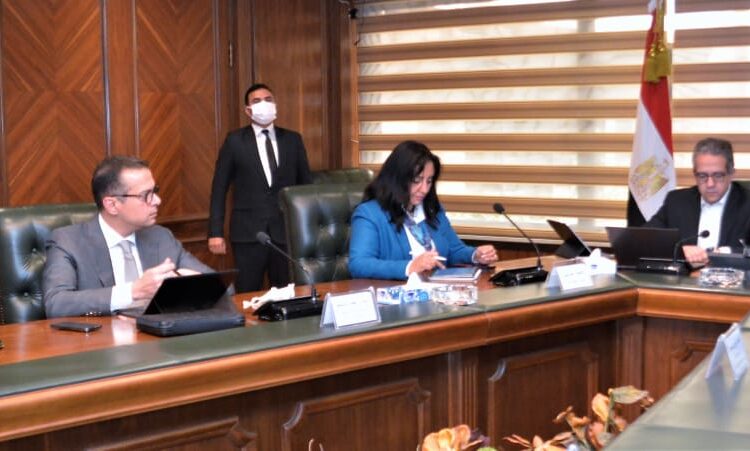 `Egypt keen on presenting full support to sectors of aviation` 1 - Egyptian Gazette