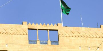 Saudi, Kuwait, Yemen return envoys to Lebanon in sign of easing tensions 1 - Egyptian Gazette Saudi, Kuwait, Yemen return envoys to Lebanon in sign of easing tensions