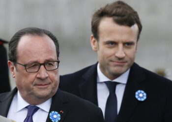 Ex-French President Hollande backs Macron in presidential race
