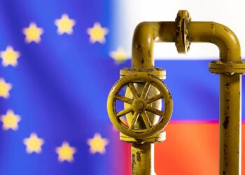 EU says gas payments may be possible under Russian roubles proposal