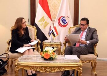 Acting health min., Cuban amb. discuss boosting cooperation