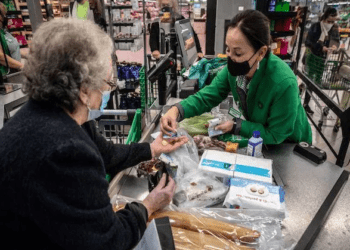 Inflation in 19 nations using euro soars to record 7.5%