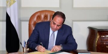 President Sisi signs law expediting salary increase 1 - Egyptian Gazette President Sisi signs law expediting salary increase