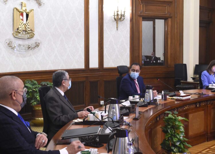 PM follows up plans to establish seawater desalination plants 2 - Egyptian Gazette PM follows up plans to establish seawater desalination plants 1 - Egyptian Gazette